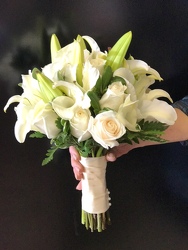 Rose and Mini Calla Davenport Florist - Same Day Flower Delivery - Flower Power 